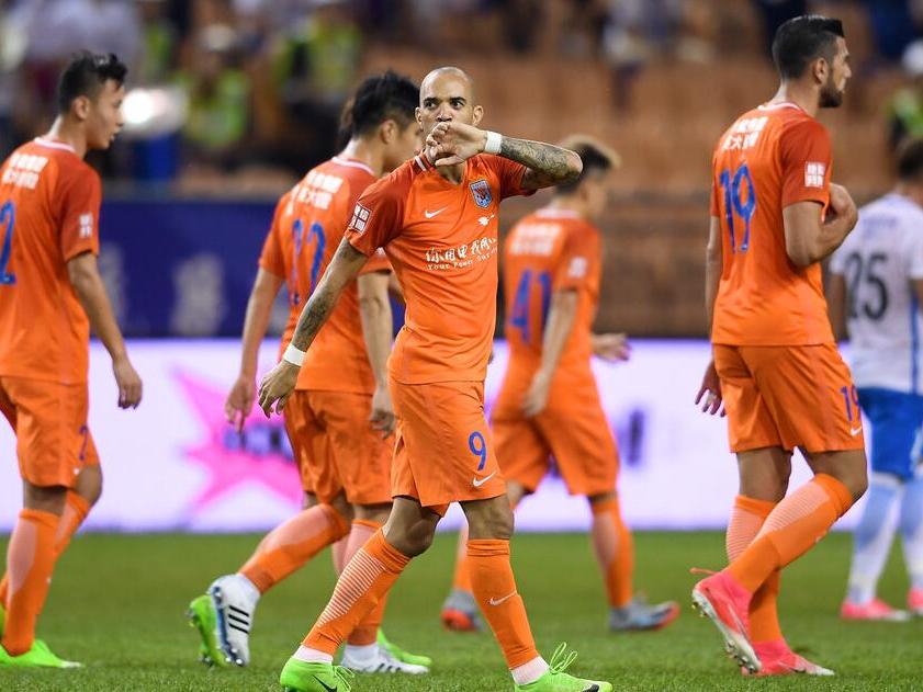 CCTV5独家直播世界杯：全球球迷狂欢盛宴
