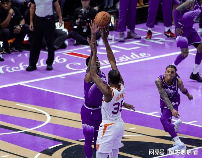 NBA直播新时代：免费观看，随时随地，颠覆你的篮球体验