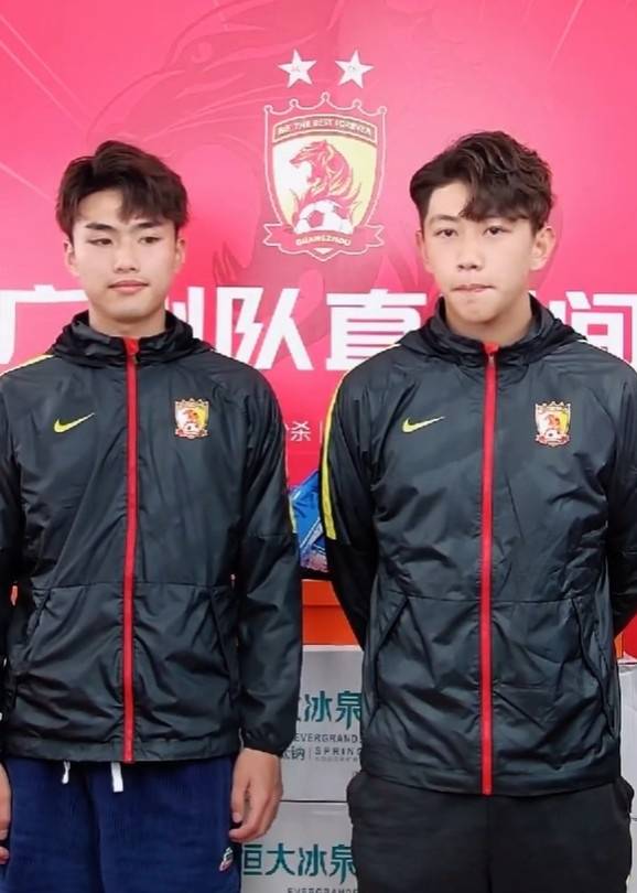 免费足球直播应用：实时观赛，零开支，未来发展潜力巨大