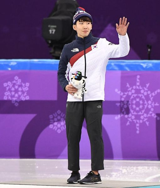 林孝俊：短道速滑世界杯之激情与坚韧，探寻运动风采与拼搏精神